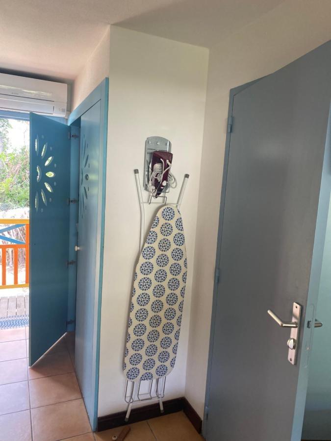 Le Mahogany Rouge Otel Sainte-Anne Dış mekan fotoğraf